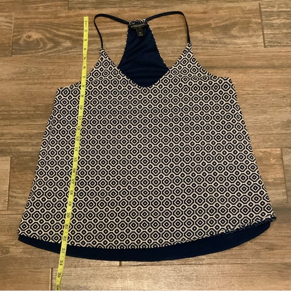 Banana Republic Women Tank Top Navy Blue and Cream Size XSmall-geometric pattern - Picture 7 of 8